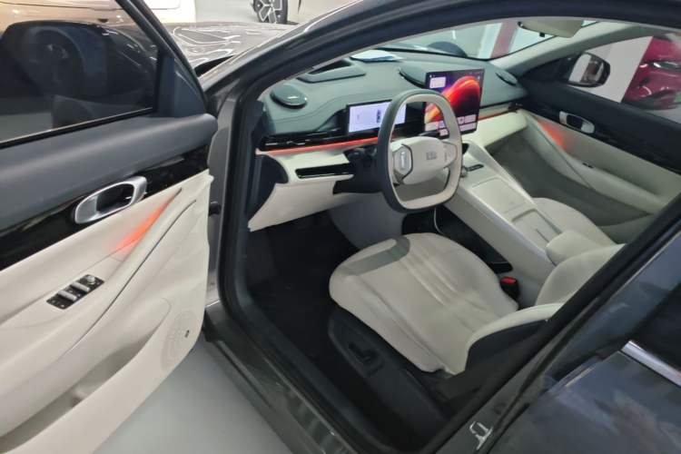 Used Geely Galaxy E5 2024 530 km Exploration+ Version Driver Seat