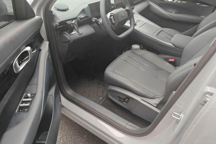 Used Geely Galaxy E5 2024 Model 530km Business Edition Driver Seat
