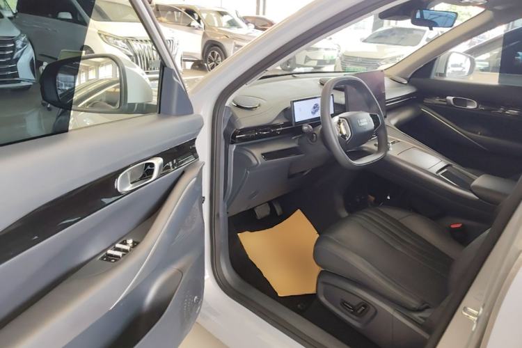 Used Geely Galaxy E5 2024 440km Launch Edition Driver Seat
