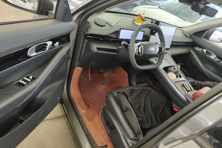 Used Geely Galaxy E5 2024 440km Launch Edition Driver Seat