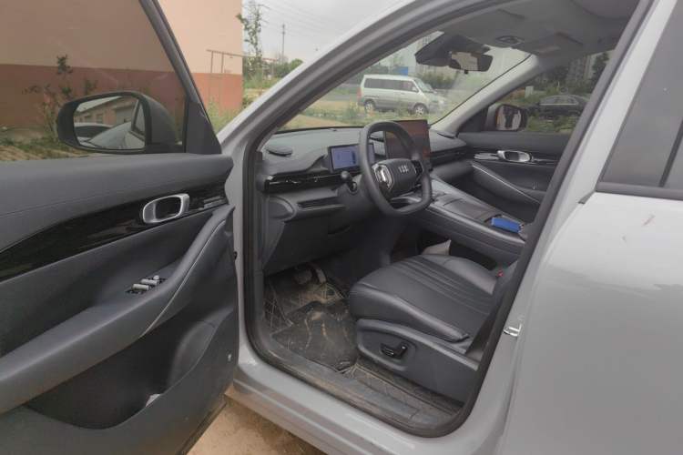 Used Geely Galaxy E5 2024 440km Exploration Version Driver Seat