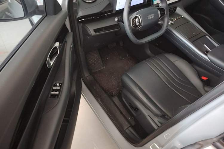Used Geely Galaxy E5 2024 530km Long-Range Version Driver Seat