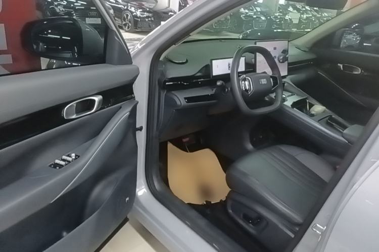 Used Geely Galaxy E5 2024 440km Launch Edition Driver Seat
