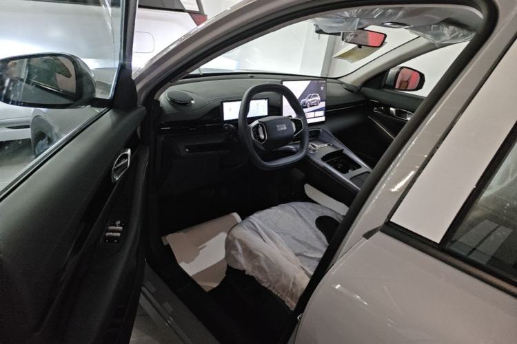 Used Geely Galaxy E5 2024 440km Launch Edition Driver Seat
