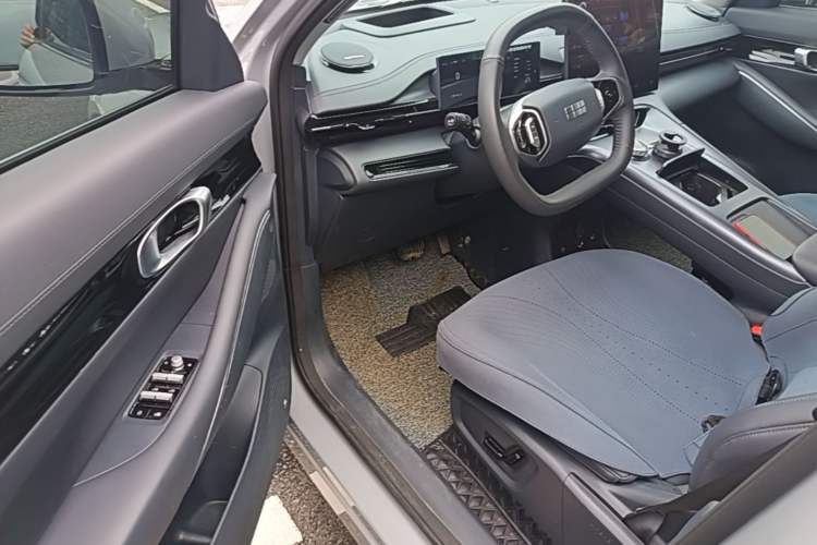 Used Geely Galaxy E5 2024 530 km Exploration+ Version Driver Seat