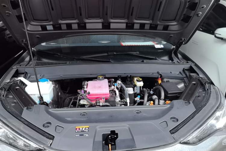 Used Geely Galaxy E5 2024 530km Long-Range Version Engine Bay