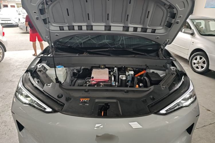 Used Geely Galaxy E5 2024 530km Long-Range Version Engine Bay