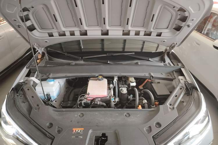 Used Geely Galaxy E5 2024 530km Long-Range Version Engine Bay