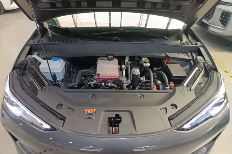 Used Geely Galaxy E5 2024 530km Long-Range Version Engine Bay