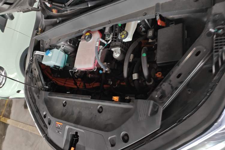 Used Geely Galaxy E5 2024 530km Long-Range Version Engine Bay