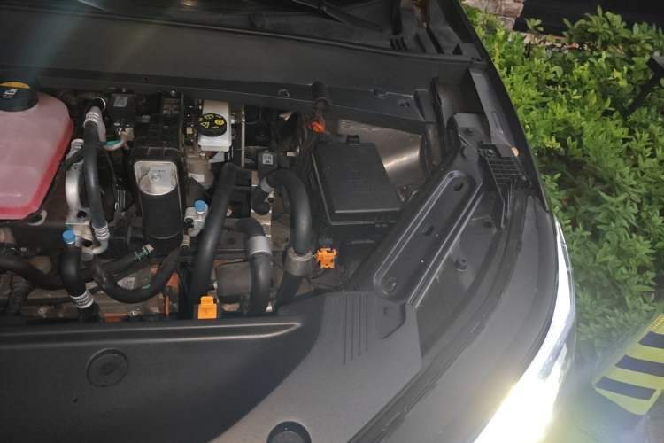 Used Geely Galaxy E5 2024 530km Long-Range Version Engine Bay Left