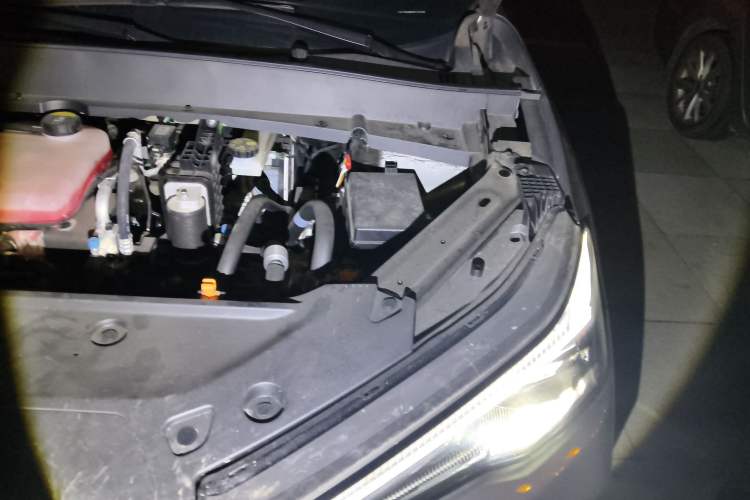 Used Geely Galaxy E5 2024 440km Exploration Version Engine Bay Left