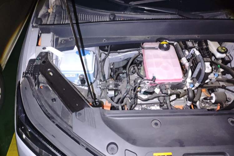 Used Geely Galaxy E5 2024 530 km Exploration+ Version Engine Bay Right