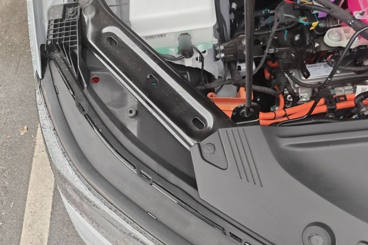 Used Geely Galaxy E5 2024 Model 530km Business Edition Engine Bay Right