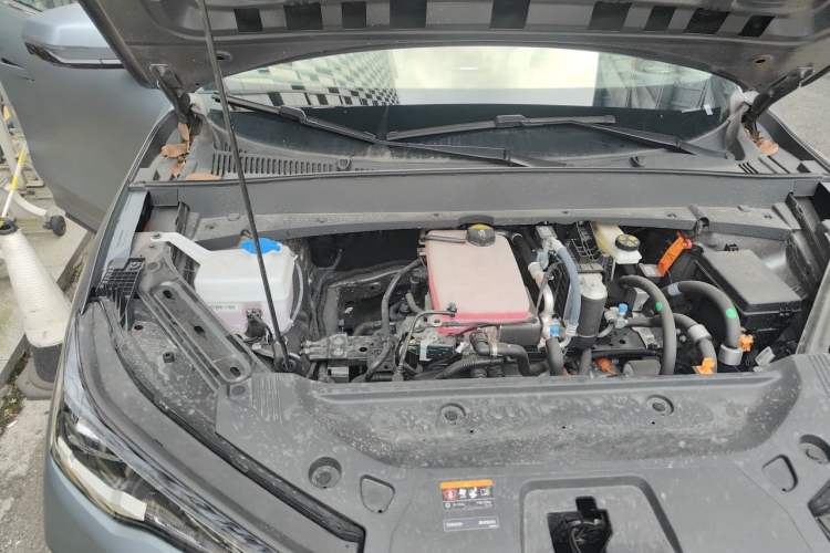 Used Geely Galaxy E5 2024 530km Starship Edition Engine Bay Right