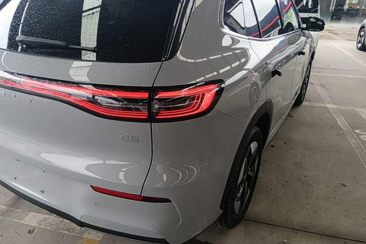 Used Geely Galaxy E5 2024 530 km Exploration+ Version Exterior 1