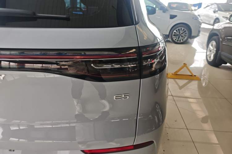 Used Geely Galaxy E5 2024 440km Launch Edition Exterior 3
