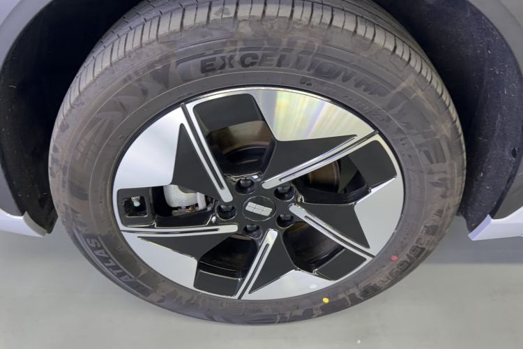 Used Geely Galaxy E5 2024 530km Long-Range Version Exterior 4