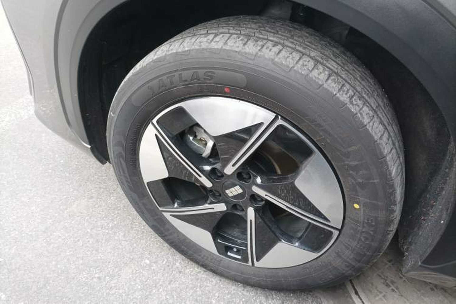Used Geely Galaxy E5 2024 440km Launch Edition Exterior 4