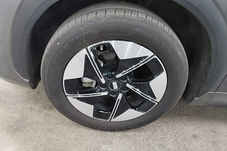 Used Geely Galaxy E5 2024 530 km Exploration+ Version Exterior 4