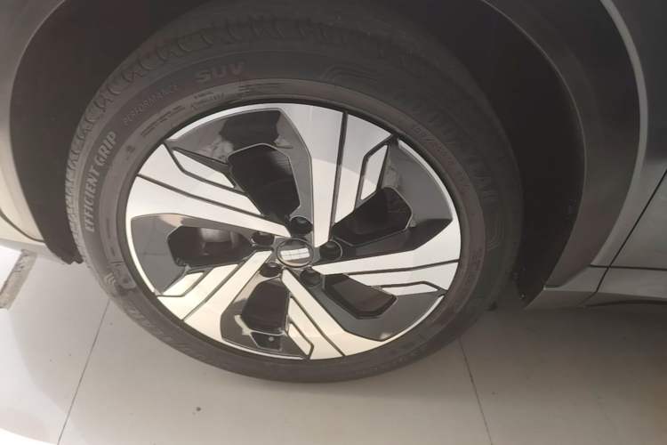 Used Geely Galaxy E5 2024 530km Starship Edition Exterior 4