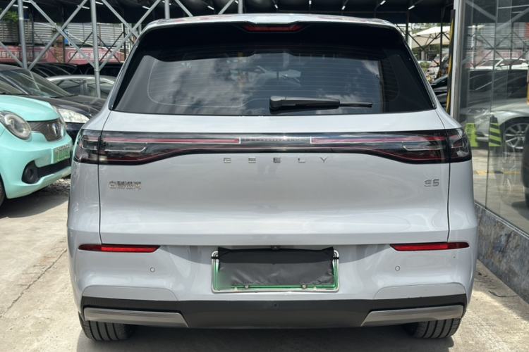 Used Geely Galaxy E5 2024 440km Exploration Version Exterior 4