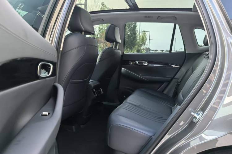 Used Geely Galaxy E5 2024 530 km Exploration+ Version Exterior 5