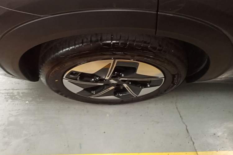 Used Geely Galaxy E5 2024 530 km Exploration+ Version Exterior 5