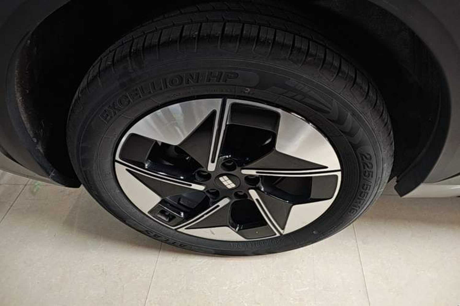 Used Geely Galaxy E5 2024 440km Exploration Version Exterior 5