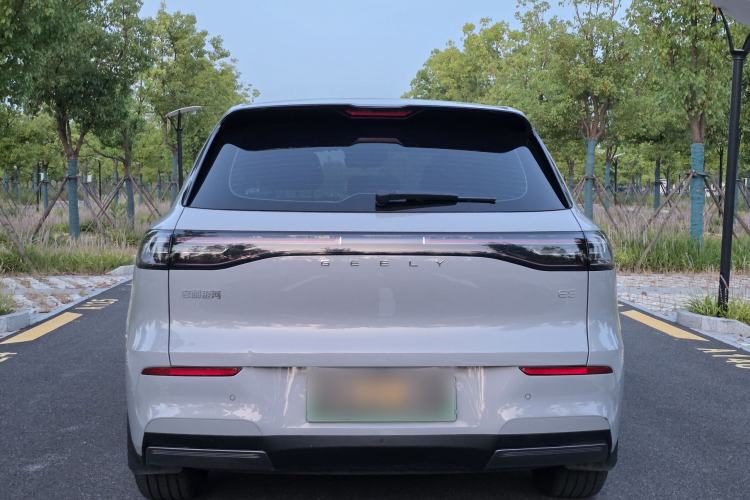 Used Geely Galaxy E5 2024 440km Launch Edition Exterior 5