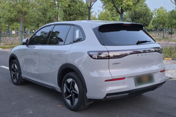 Used Geely Galaxy E5 2024 440km Launch Edition Exterior 6