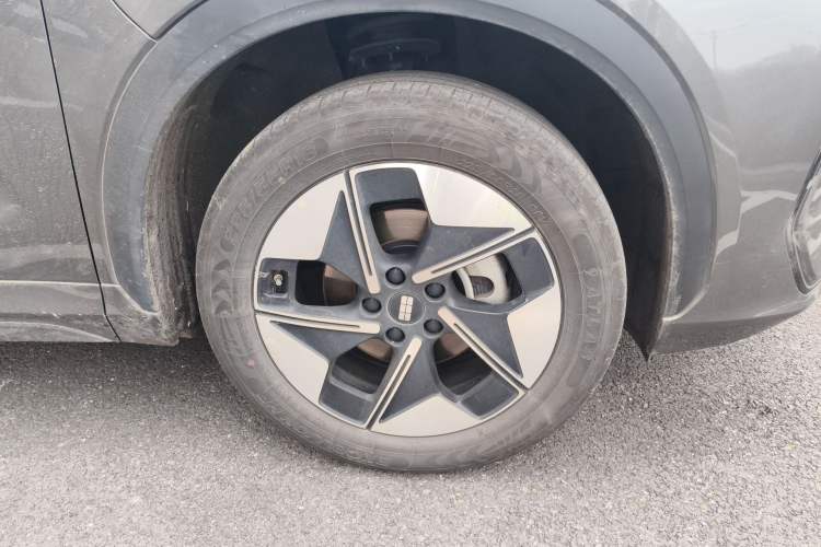 Used Geely Galaxy E5 2024 440km Launch Edition Exterior 7