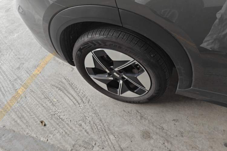 Used Geely Galaxy E5 2024 530km Long-Range Version Exterior 8