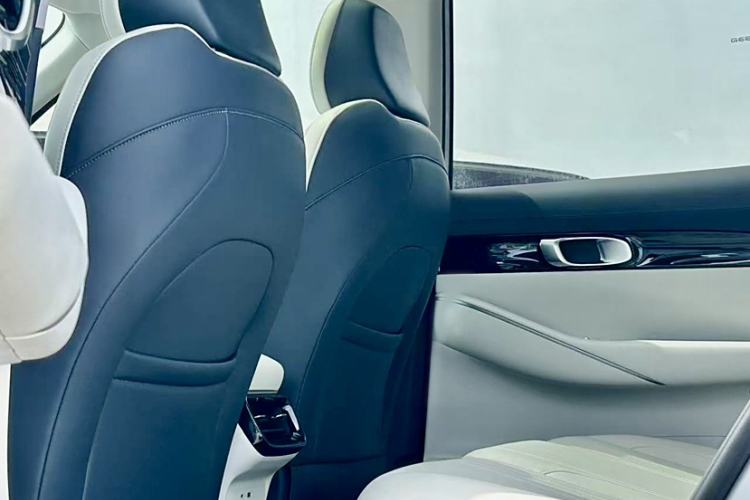 Used Geely Galaxy E5 2024 530km Starship Edition Exterior 9
