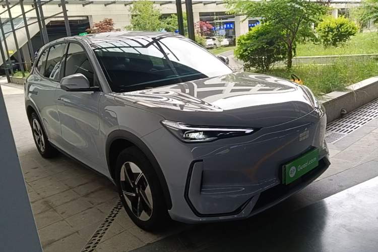 Used Geely Galaxy E5 2024 530km Long-Range Version Front Right 45 Deg