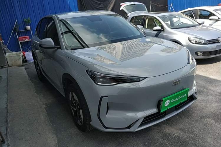 Used Geely Galaxy E5 2024 440km Launch Edition Front Right 45 Deg