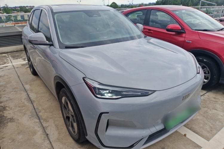 Used Geely Galaxy E5 2024 440km Exploration Version Front Right 45 Deg