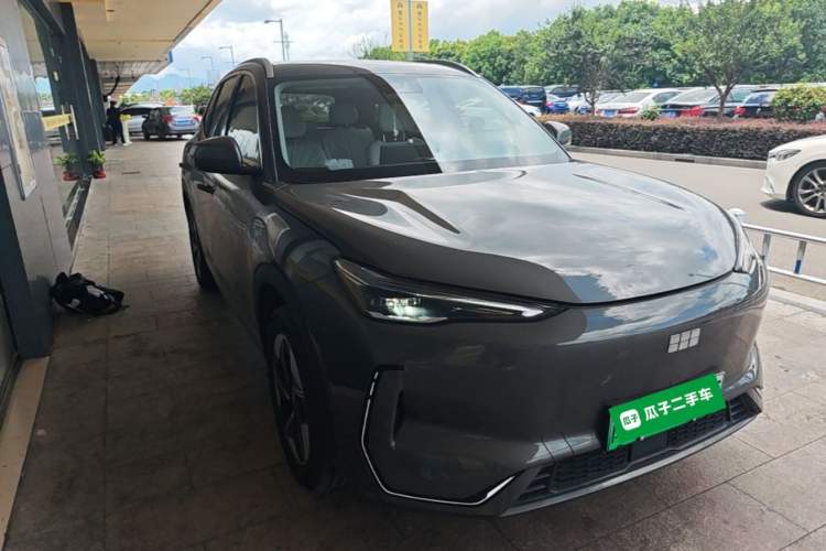 Used Geely Galaxy E5 2024 530 km Exploration+ Version Front Right 45 Deg