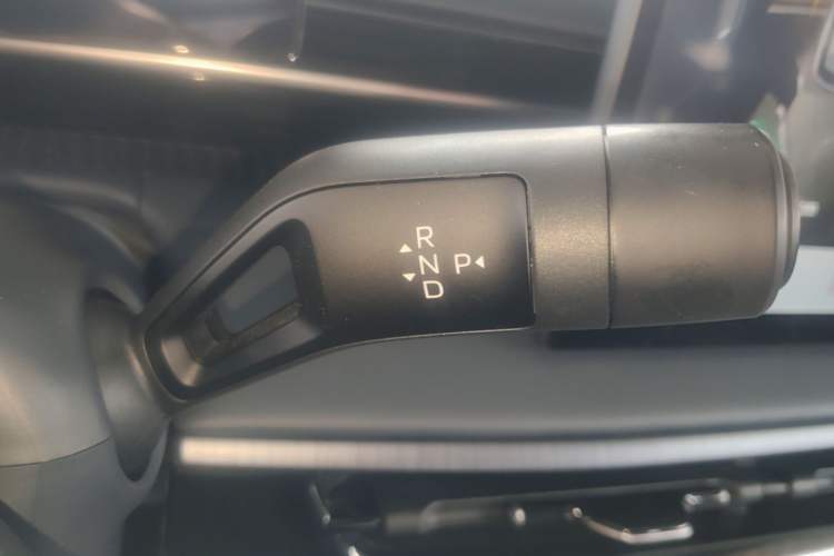 Used Geely Galaxy E5 2024 440km Launch Edition Gear Lever