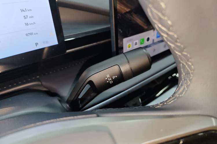 Used Geely Galaxy E5 2024 440km Launch Edition Gear Lever
