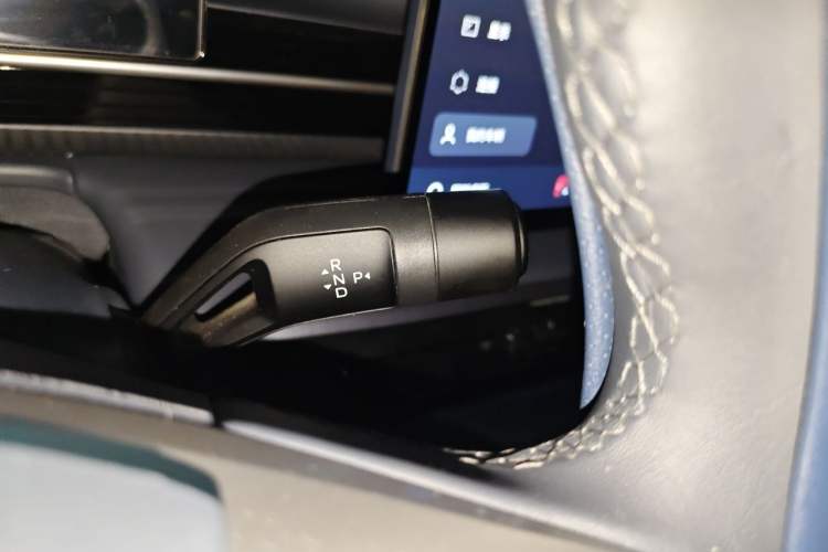 Used Geely Galaxy E5 2024 440km Launch Edition Gear Lever