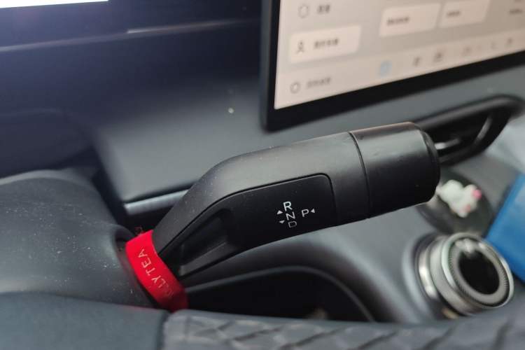 Used Geely Galaxy E5 2024 530km Long-Range Version Gear Lever
