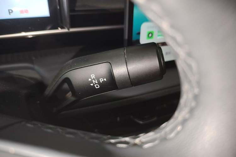 Used Geely Galaxy E5 2024 530km Long-Range Version Gear Lever