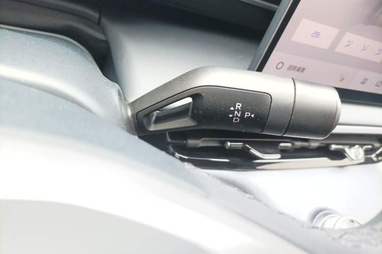 Used Geely Galaxy E5 2024 440km Launch Edition Gear Lever