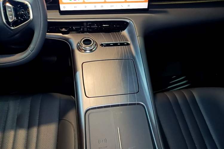 Used Geely Galaxy E5 2024 530 km Exploration+ Version Gear Lever