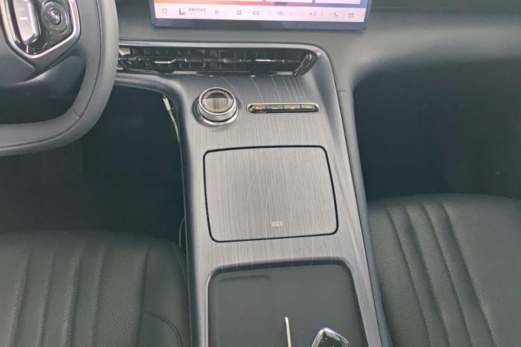 Used Geely Galaxy E5 2024 530 km Exploration+ Version Gear Lever