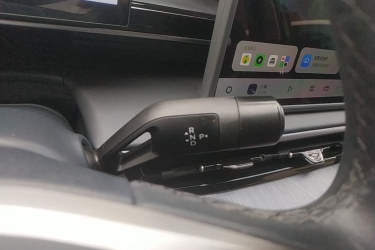 Used Geely Galaxy E5 2024 440km Exploration Version Gear Lever