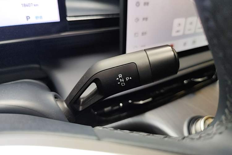 Used Geely Galaxy E5 2024 530km Starship Edition Gear Lever