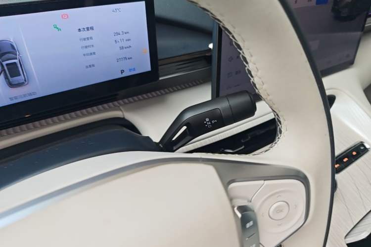 Used Geely Galaxy E5 2024 530 km Exploration+ Version Gear Lever