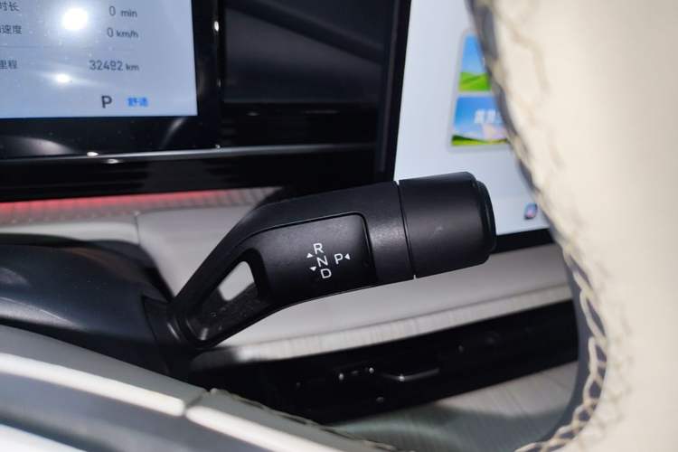 Used Geely Galaxy E5 2024 530 km Exploration+ Version Gear Lever